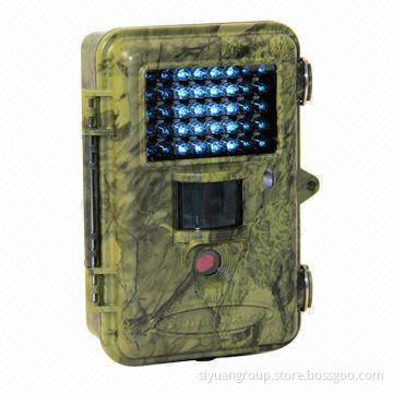 8MP Time Lapse Game Hunting Camera with 2.0-inch LCD and 940nm LED